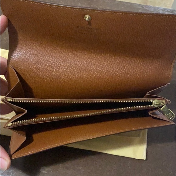 Pre-loved Monogram LV Sarah Long Wallet “SOLD” - Picture 8 of 10
